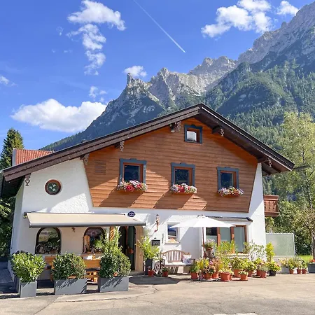 Hotel Garni Gästehaus Edlhuber-2